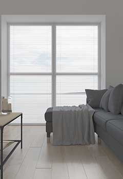 Living Room Venetian Blinds In Mesa Verde