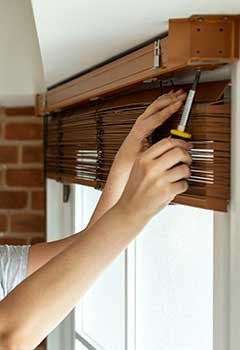 Faux Wood Blinds For Newport Center Shop Windows